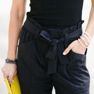 Athleta Skyline Pant Black Lightweight Featherweight